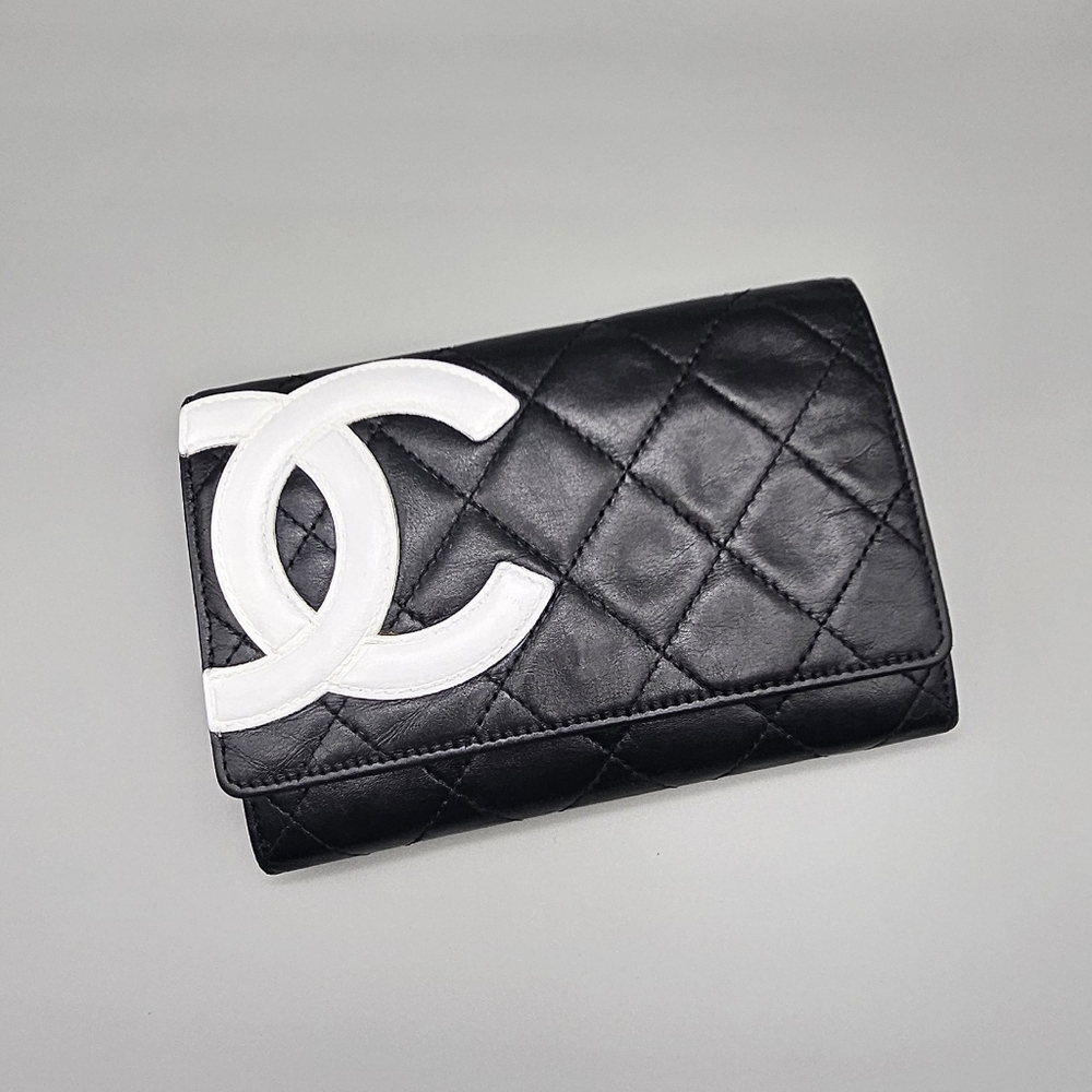🖤CHANEL Authentic Black/White CC Cambon Wallet🖤 - Picture 14 of 17